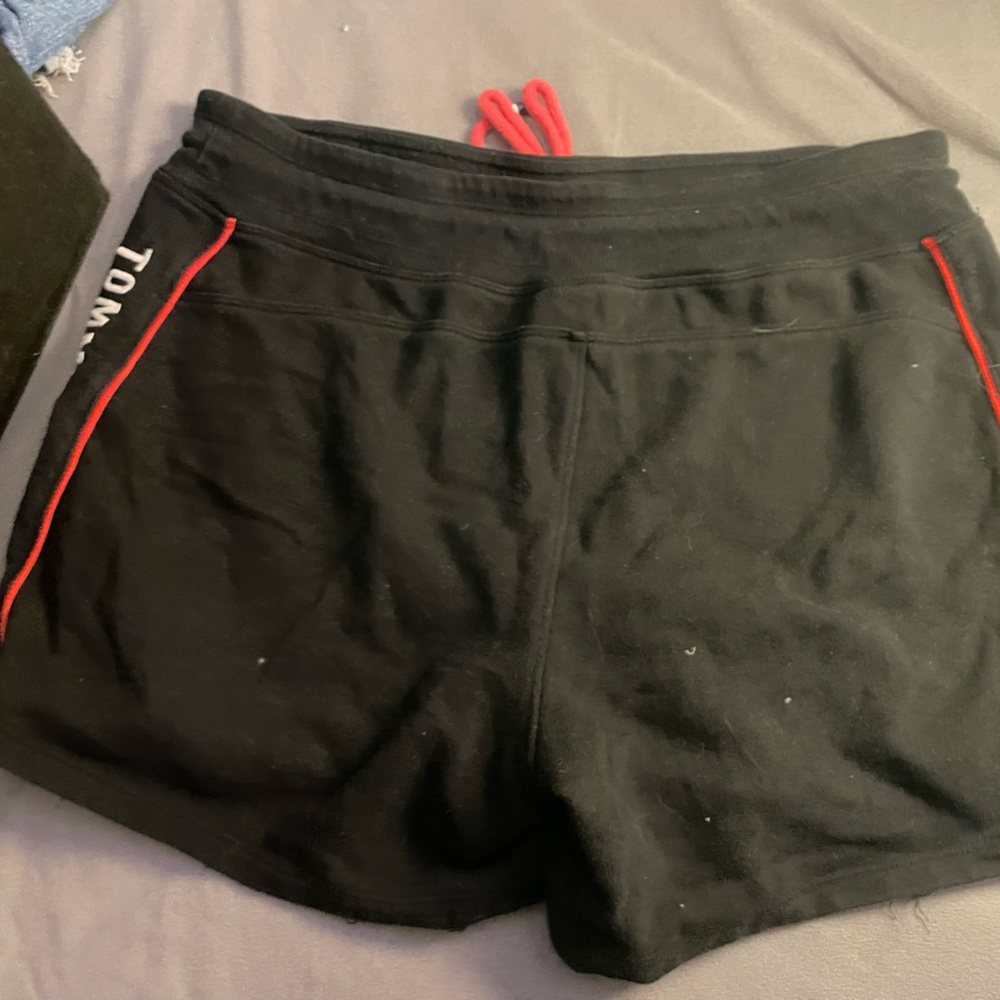 TH sport shorts